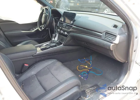 2021 Honda Accord Sport z USA, uszkodzony, nr VIN 1HGCV1F33MA047319